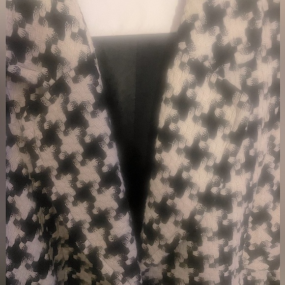 Karen Kane (Large) Monochrome Houndstooth 3/4 Length Cape Sleeve Luxury Blazer - Picture 9 of 11